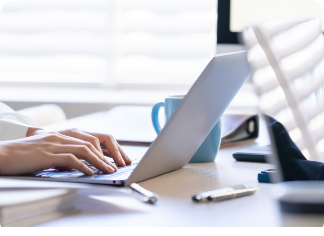 アドバイスだけじゃない、実務を一緒に進める。